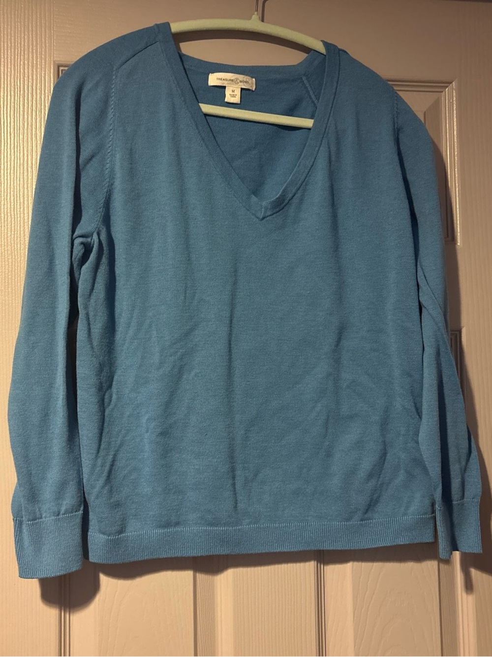 Women’s V-Neck Sweater in Cerulean Blue